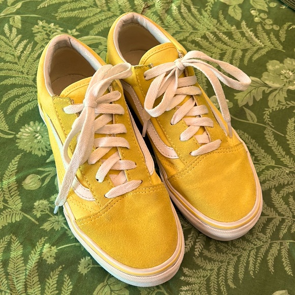 VANS- yellow canvas & suede - lightly used women’s 7/kids 5 - Picture 1 of 6